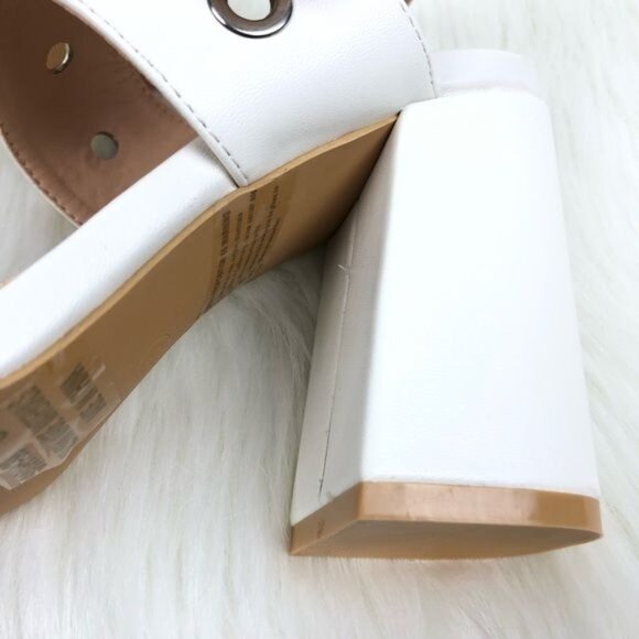 Women's AMS Sarah Silver Grommet Eyelets Slingback Block Heel Sandals White - Picture 9 of 10